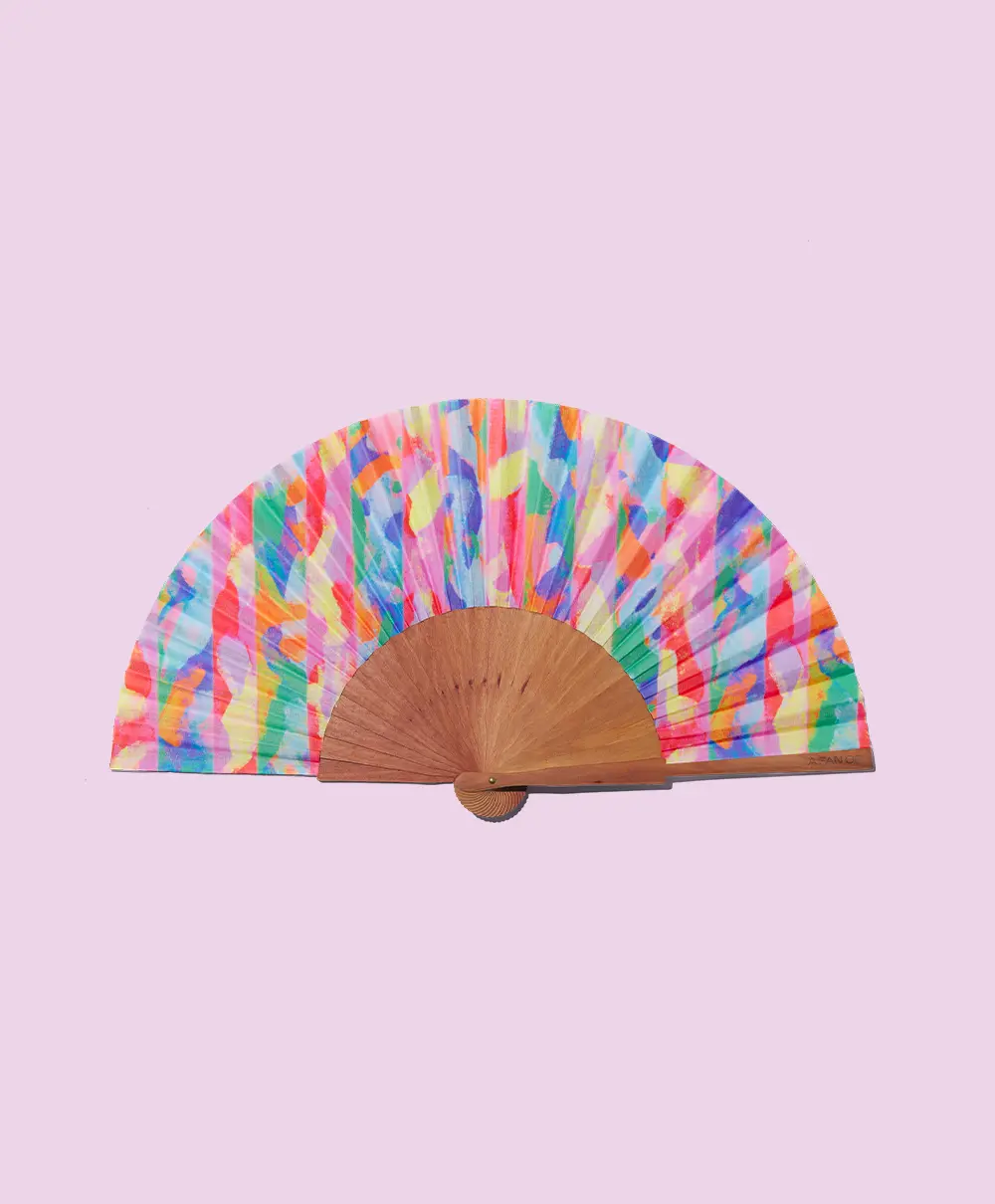 A-FAN-OF-Abanico-Eventail-STANDARD-Chromatic-Collage